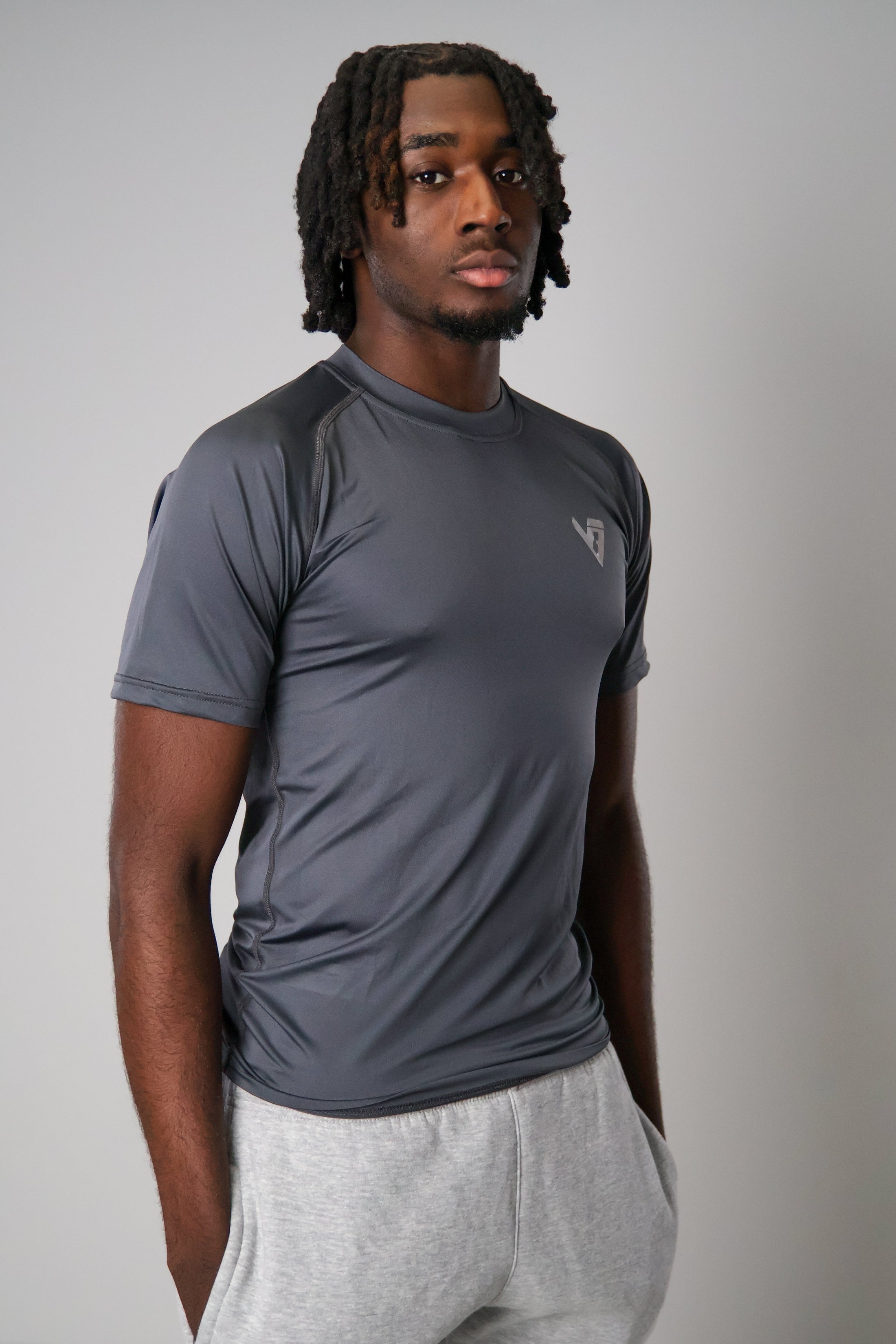 GREY STEEL COMPRESSION TEE